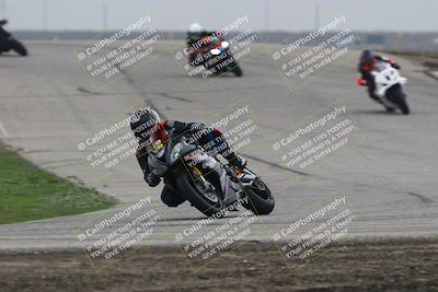 media/Nov-29-2025-TrackDaz (Sat) [[10ae2d9bce]]/A Group/Session 3 (Outside Grapevine)/